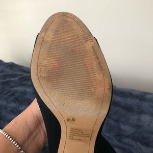 Great black stretch boot